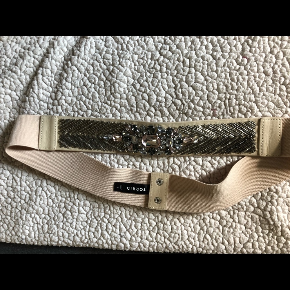 Stretchy waist belt